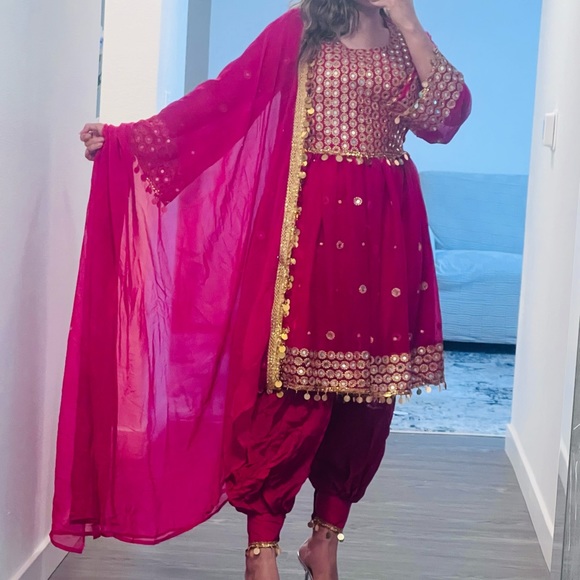 🌺Beautiful dress with scarf and pants in pink color, brand new, - Picture 3 of 8